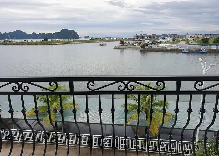 Bay Tc Ha Long